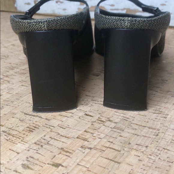 Stuart Weitzman VTG Mules Olive/Black EUC sz 10 - Picture 5 of 8